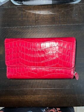 Bold Red Croc-Embossed Women's Wallet - Unbranded